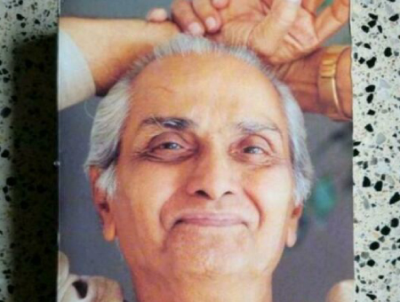 Nisargadatta Maharaj (1897 – 1981) war ein indischer geistiger Lehrer und Philosoph des Advaita